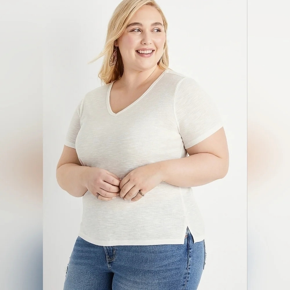 24/7 Flawless Solid  Rib V Neck Tuck In Tee
